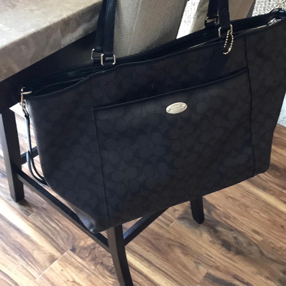 Large coach bag